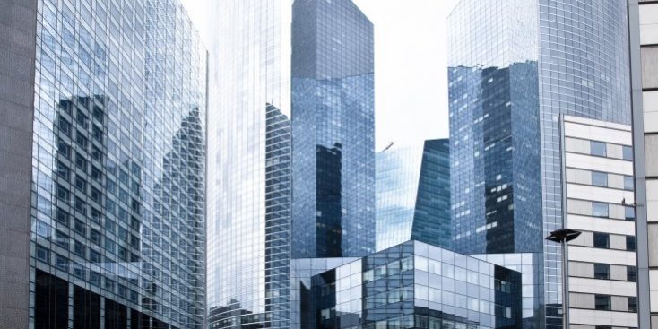 Sondage-IFOP-MEDEF-quel-est-le-moral-des-dirigeants-dentreprise-sur-misskonfidentielle © Fotolia