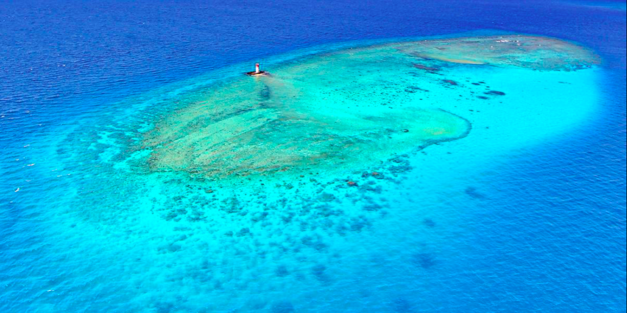 Lagon vue aérienne Nouvelle-Calédonie sur misskonfidentielle.com © Donnaventura – NCTPS