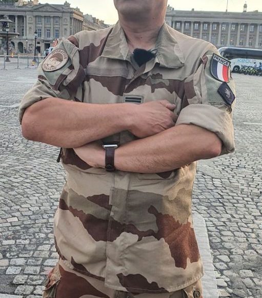 Prise de vue de Laurent PACCAUD effectuée lors de la seule répétition du détachement opérationnel du service du commissariat des armées (CSA) sur les Champs-Elysées © SCA COM