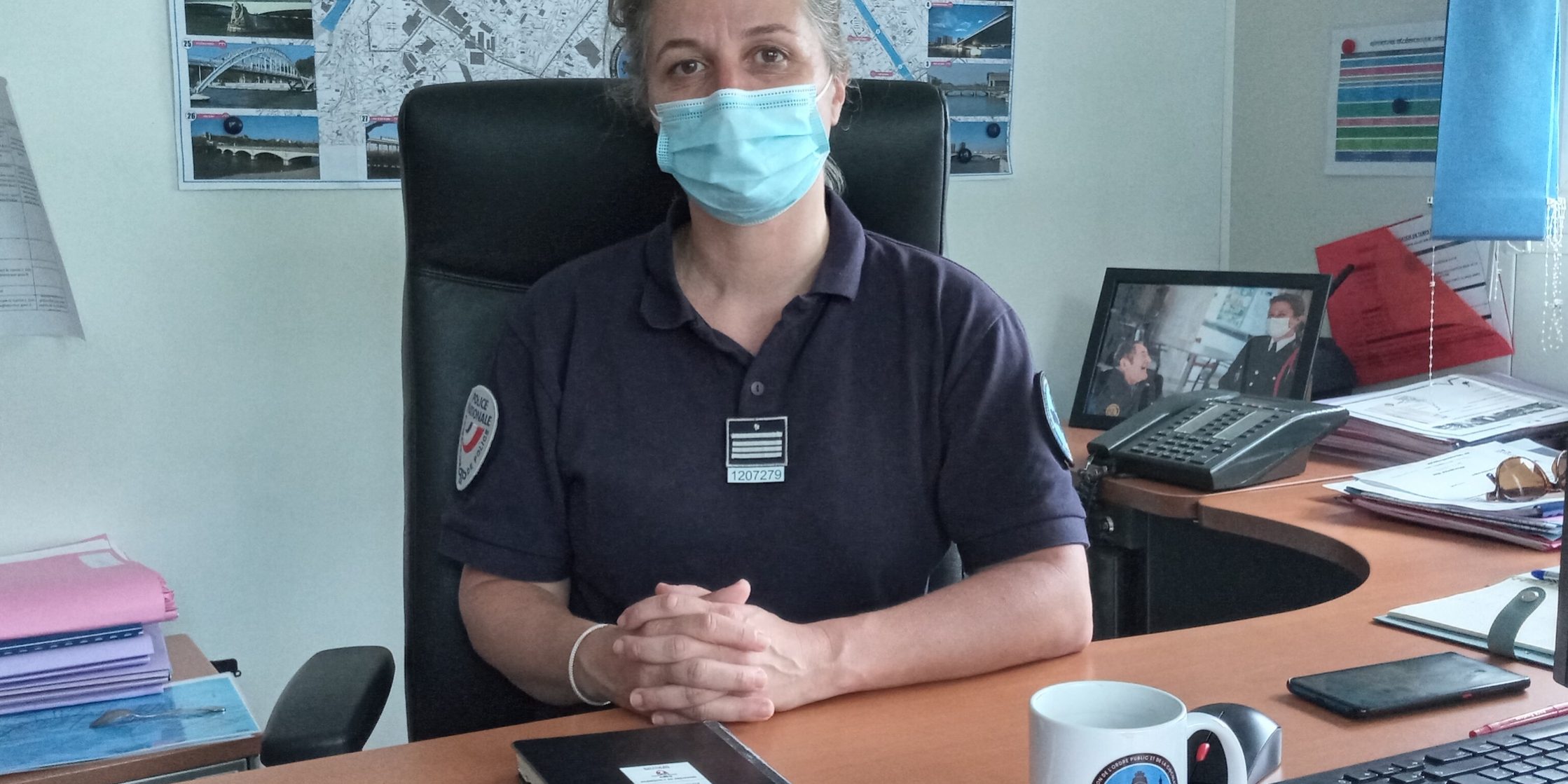 Interview de Sophie Malherbe, Chef de service de la brigade fluviale à la DOPC – Préfecture de Police de Paris, sur miss konfidentielle © Valérie Desforges