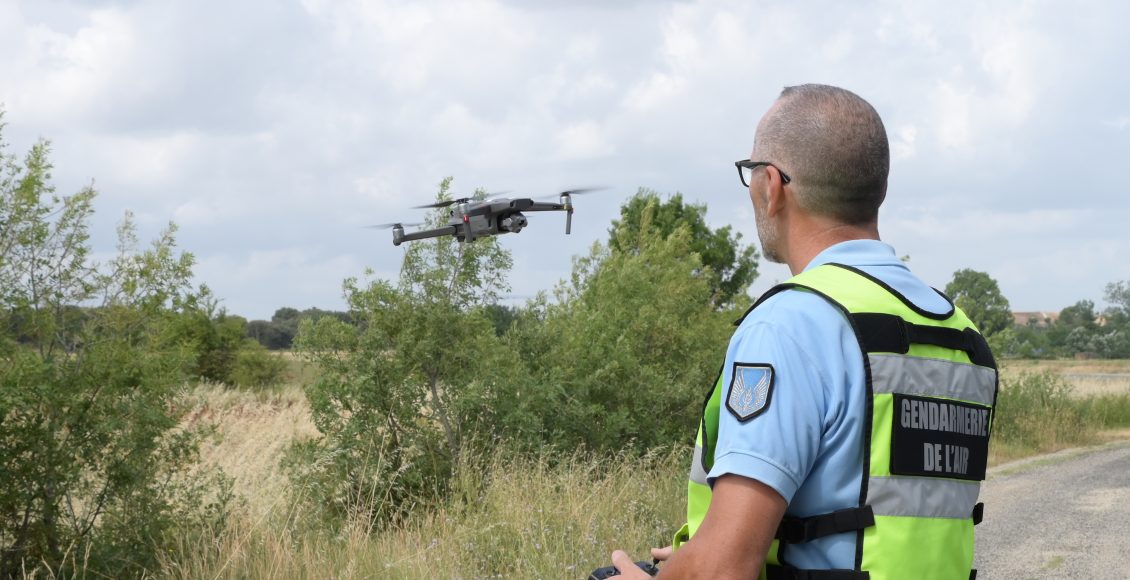 Gendarmerie de l’Air sur le terrain avec un drone _ misskonfidentielle.com @ COMGAIR