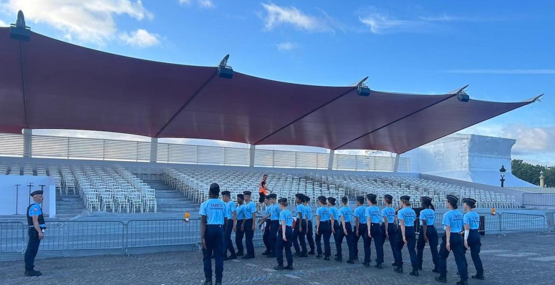 Répétition du 14 juillet 2023 place de la Concorde avec le GDI Didier Fortin © Association des cadets de la gendarmerie du Loiret