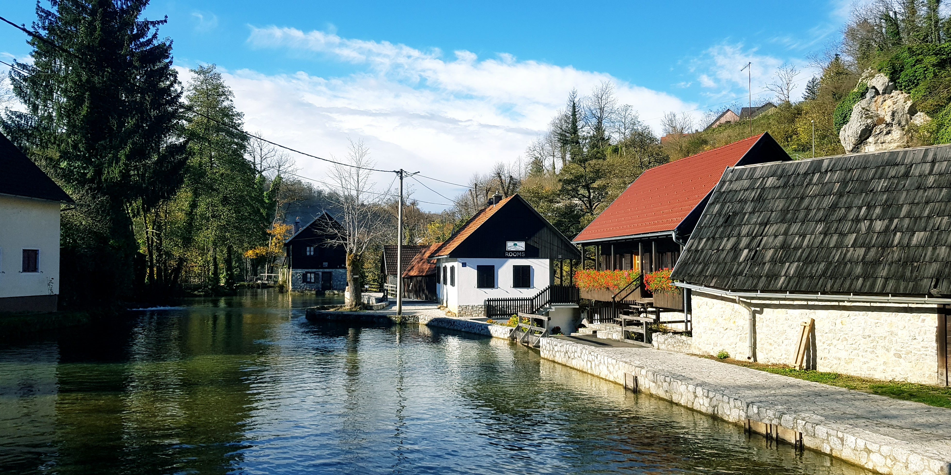 Slunjčica river proche du Parc national des lacs de Plitvice en Croatie © Valérie Desforges