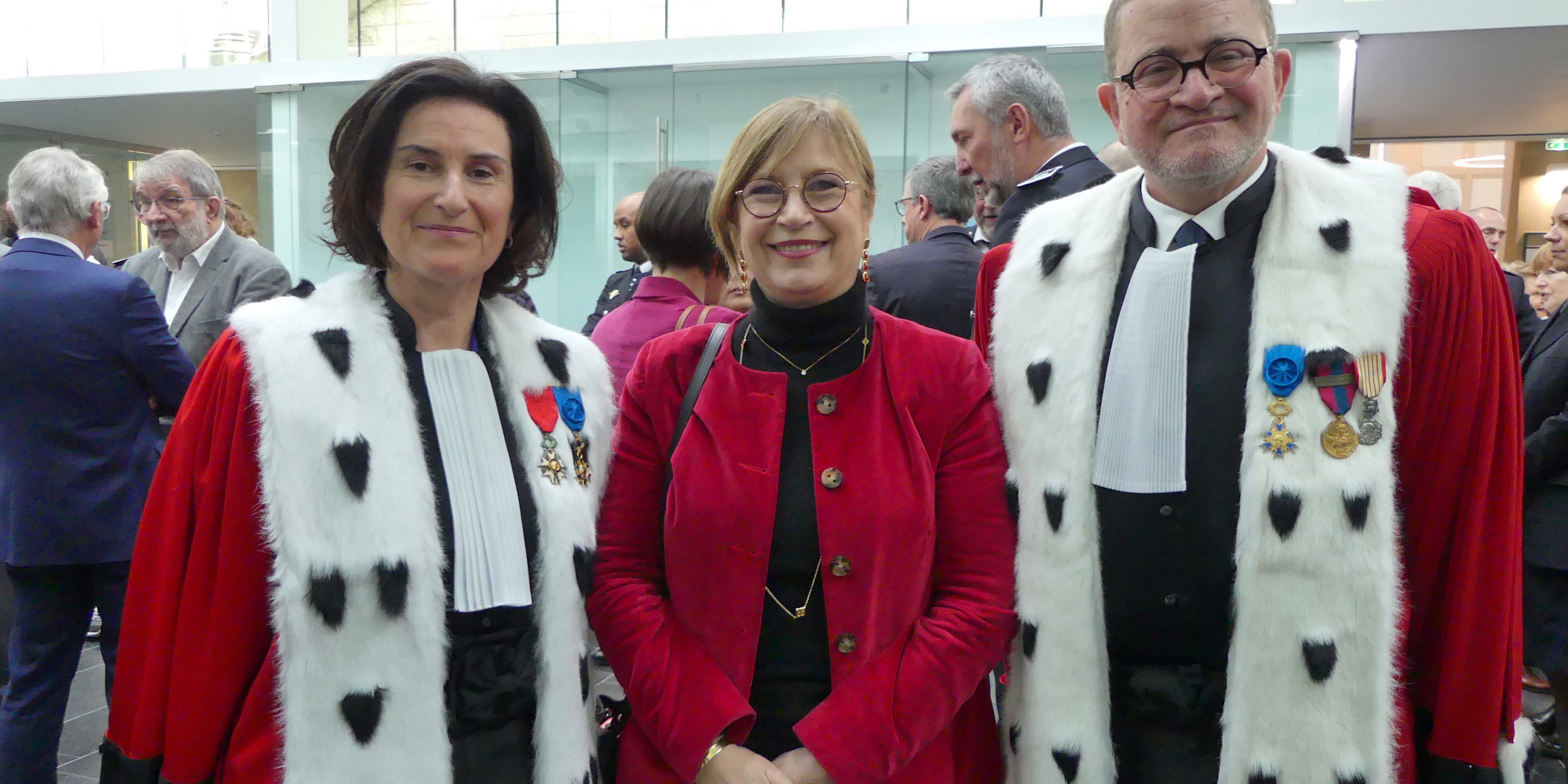 Gwenola Joly Coz et Eric Corbaux avec la sénatrice Dominique Vérien _ misskonfidentielle.com © Cour d’appel de Poitiers