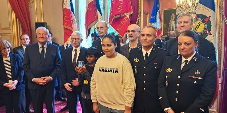 Les Grands Champs de Poissy au Sénat pour la remise d’un prix à l’IRCGN le 13 avril 2023. Crédit : « Sciences à l’École »