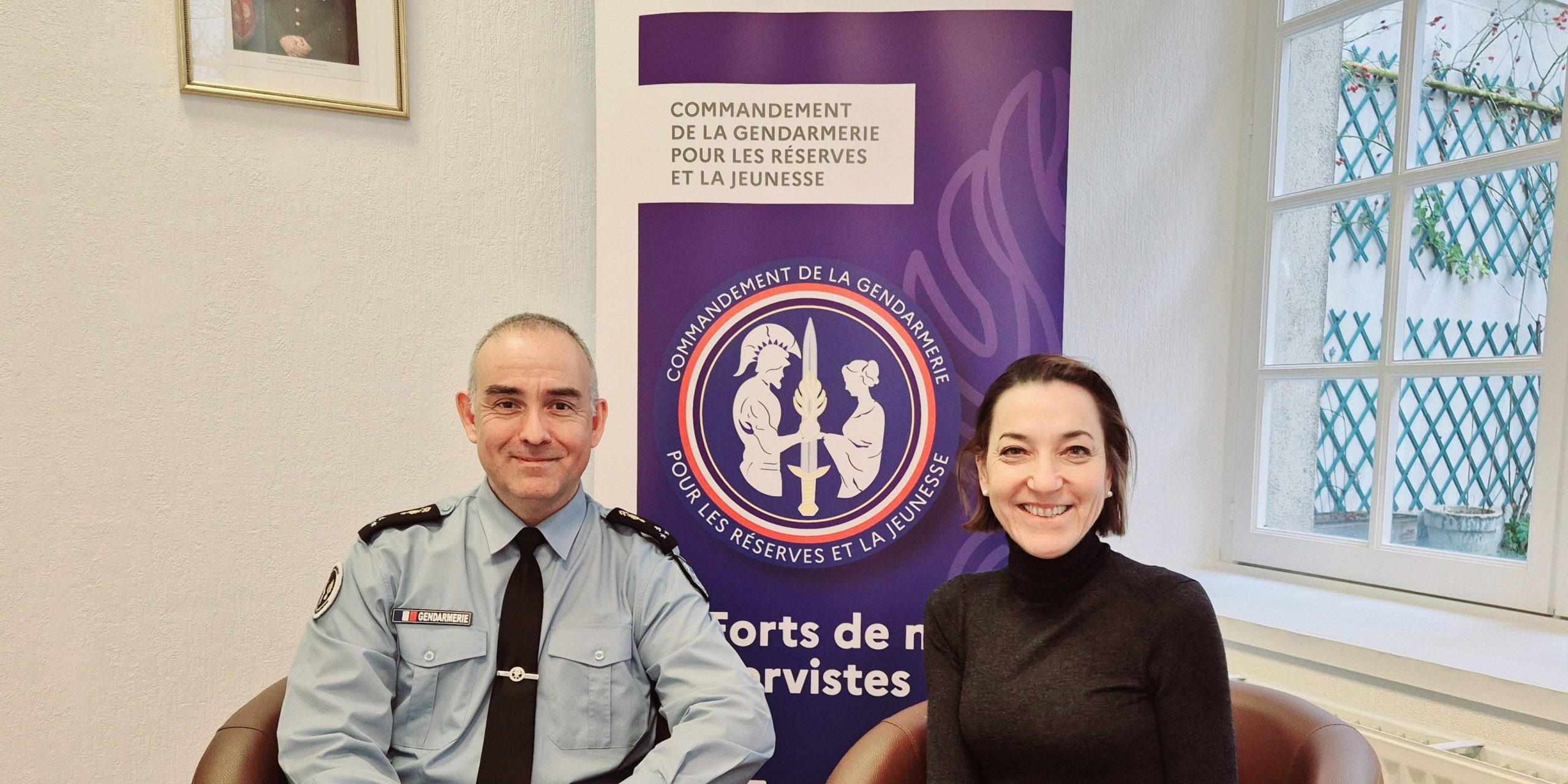 Caserne Tournon – Le Général de division Jean-Pierre GESNOT, commandant de la gendarmerie pour les réserves et la jeunesse (CRJ) © Miss Konfidentielle